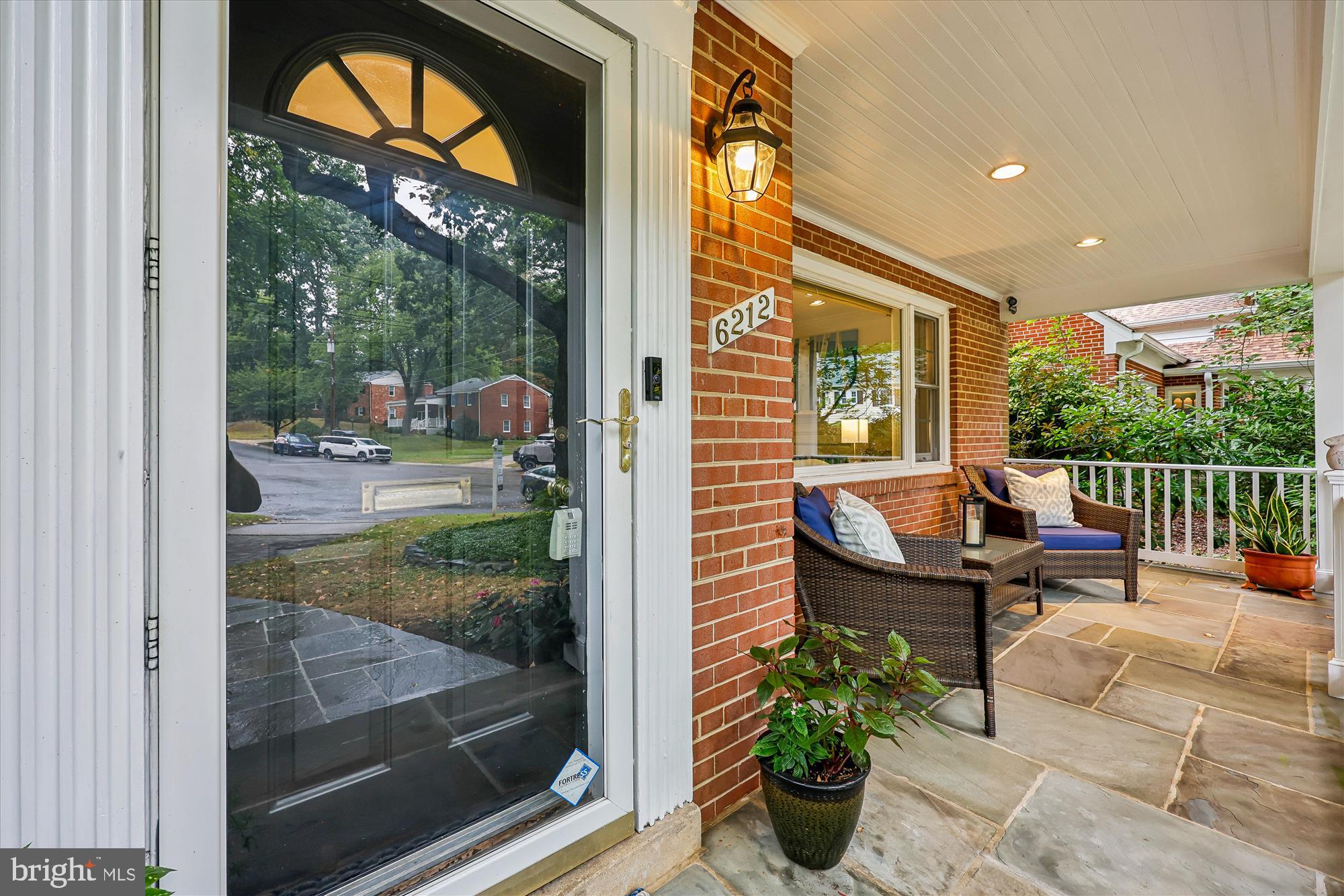 6212 Redwing Court Bethesda, MD 20817 - Photo 2 of 63