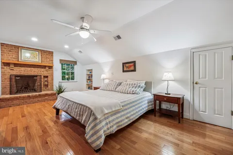 $1,395,000 | 6212 Redwing Court, Bethesda, MD 20817