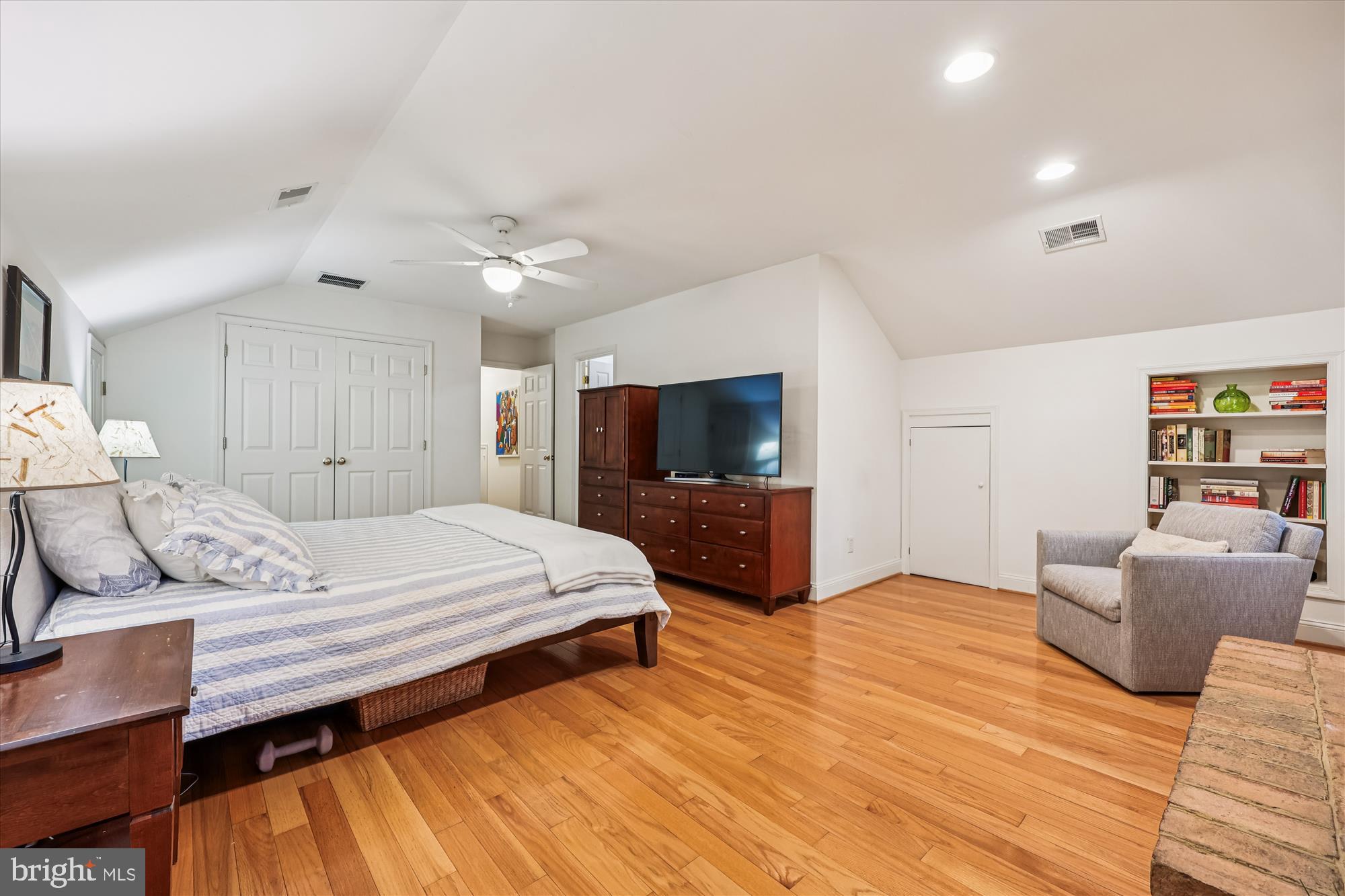 6212 Redwing Court Bethesda, MD 20817 - Photo 31 of 63