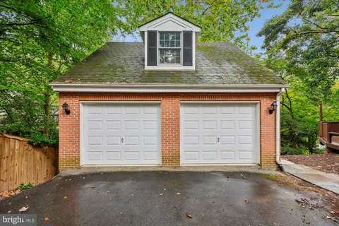 $1,395,000 | 6212 Redwing Court, Bethesda, MD 20817