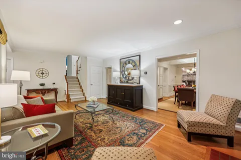 $1,395,000 | 6212 Redwing Court, Bethesda, MD 20817
