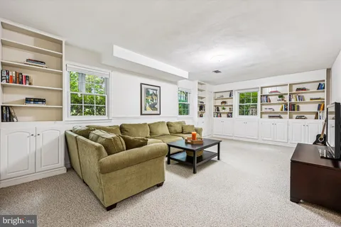 $1,395,000 | 6212 Redwing Court, Bethesda, MD 20817