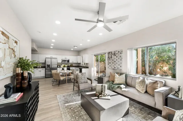 $389,000 | 2723 Schiliro Circle, Phoenix, AZ 85032