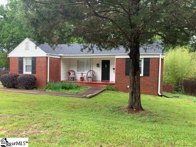 327 Ridgecrest Drive Greenville, SC 29609 - Photo 1 of 21 Gallery Image 1