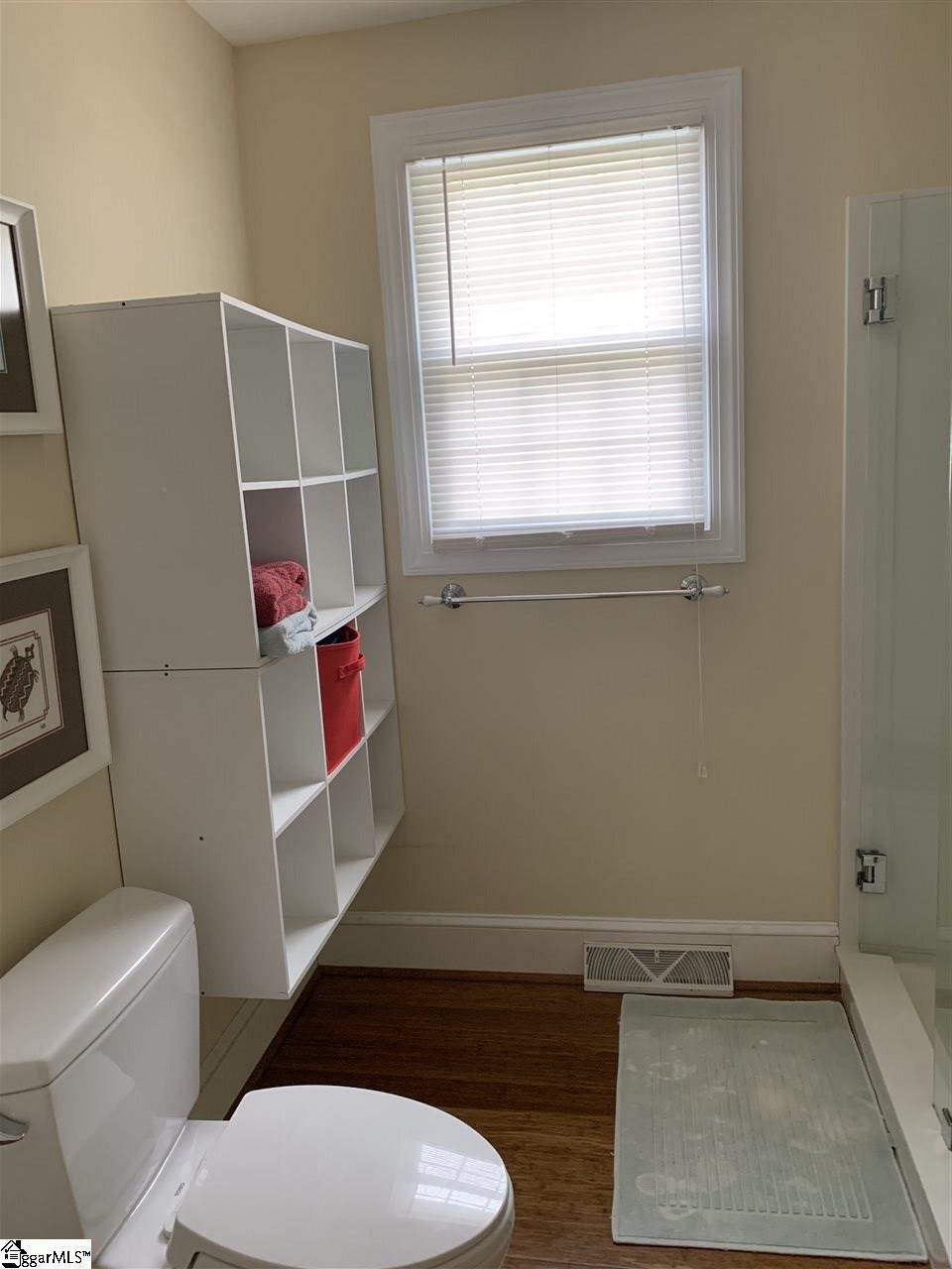 327 Ridgecrest Drive Greenville, SC 29609 - Photo 13 of 21 Gallery Image 13