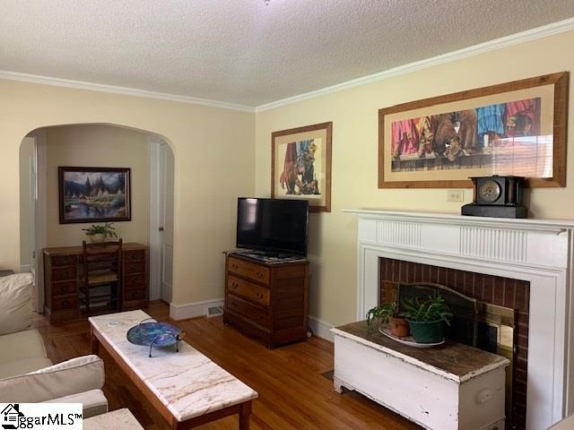 327 Ridgecrest Drive Greenville, SC 29609 - Photo 3 of 21 Gallery Image 3