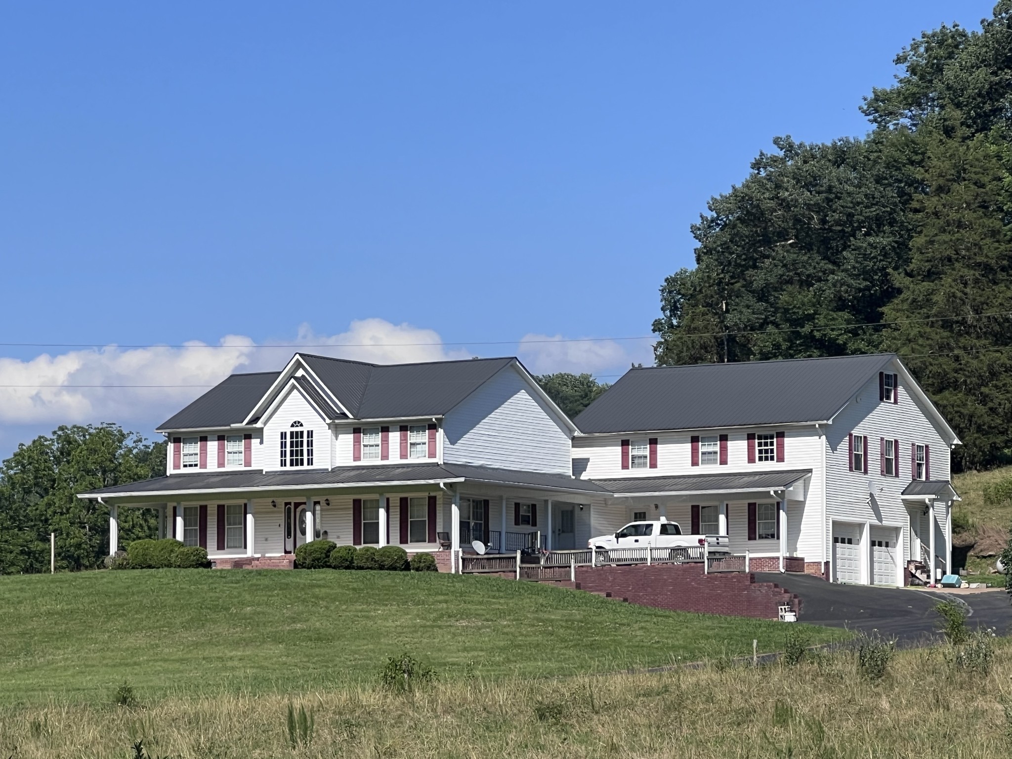 420 Long Branch Road Lawrenceburg, TN 38464 - Photo 1 of 18