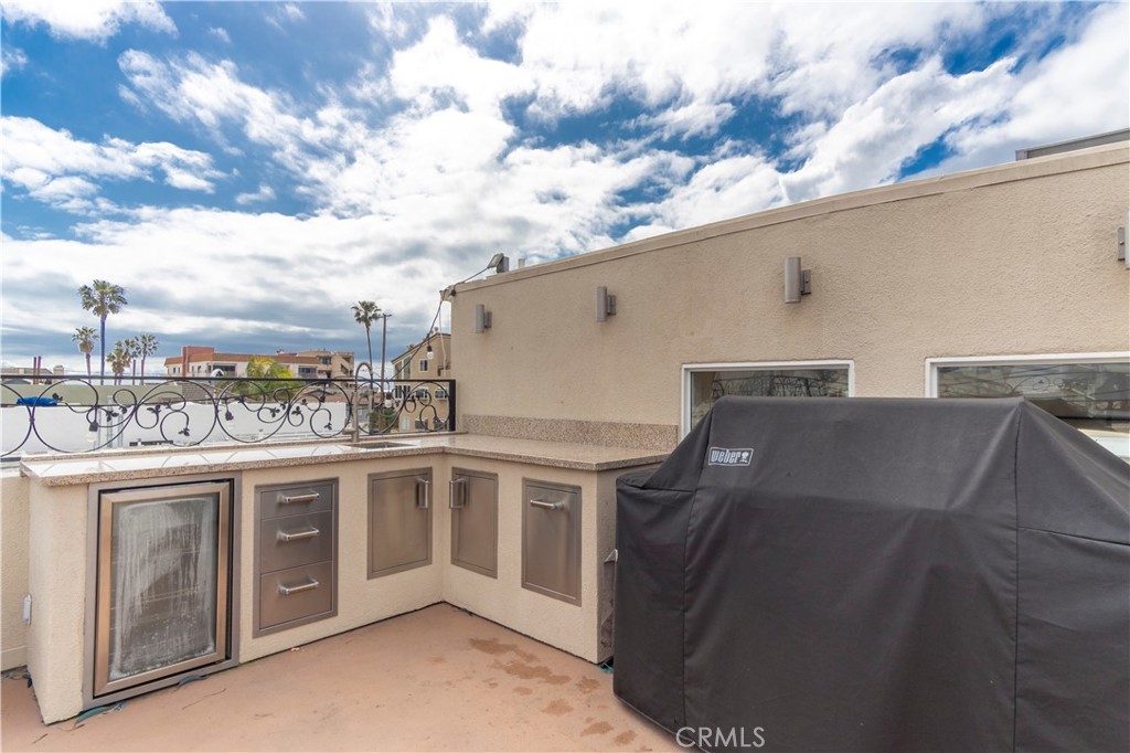 62 62nd Place Long Beach, CA 90803 - Photo 33 of 55