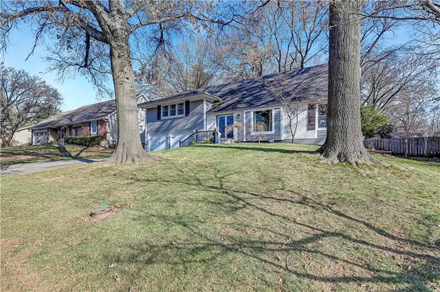 $475,000 | 9321 Lamar Avenue, Overland Park, KS 66207