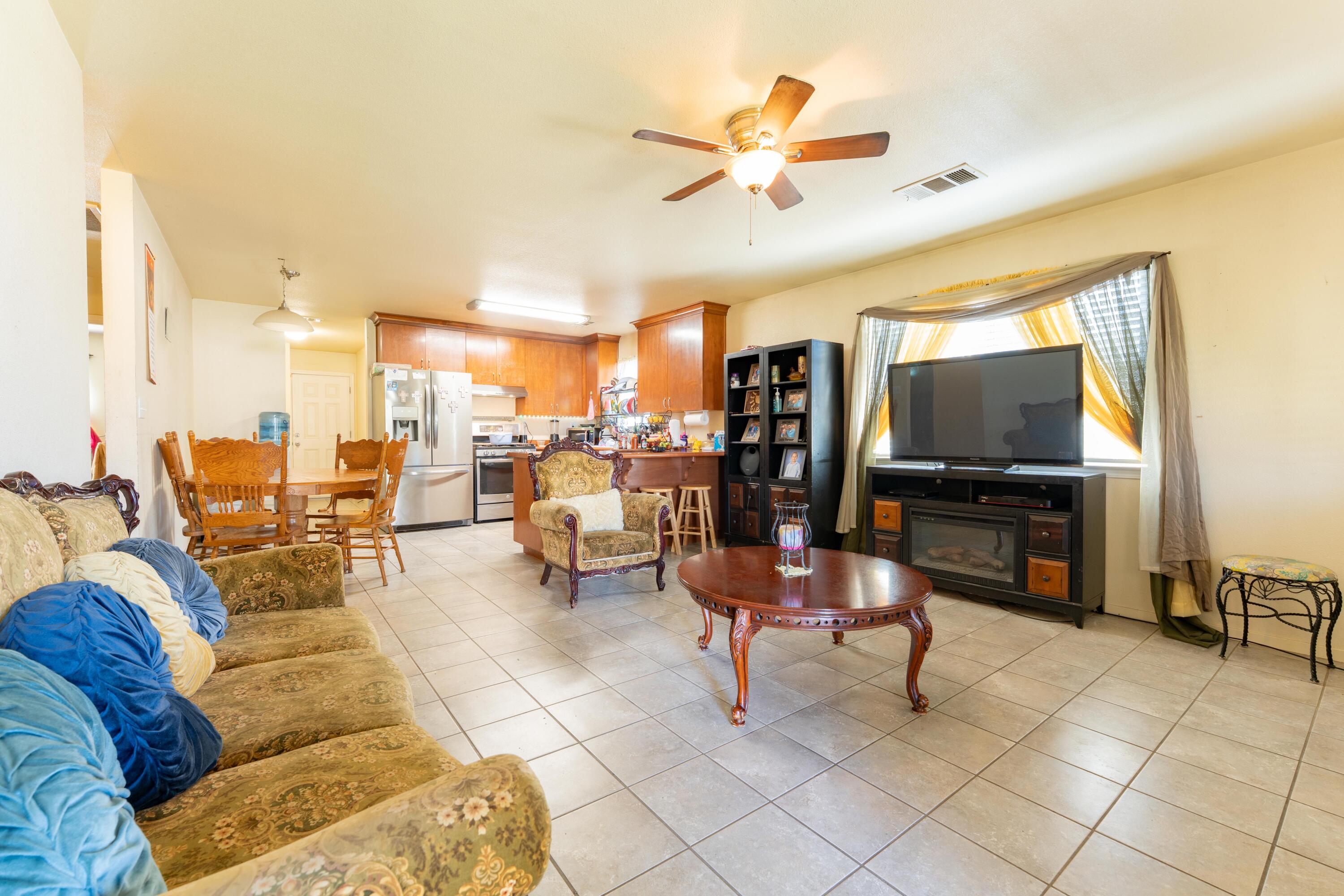 16870 Cloverdale Road Tulare, CA 93274 - Photo 15 of 26 24