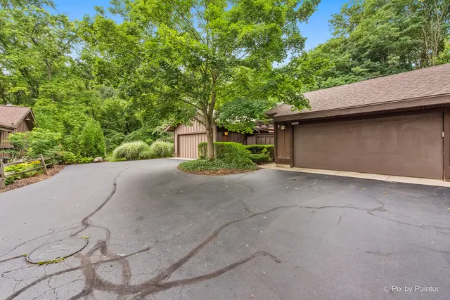 $285,000 | 42-w474 Red Bud Court, St. Charles, IL 60175