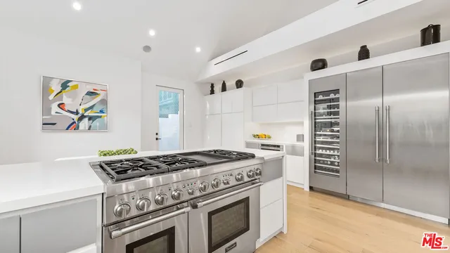 $26,950 | 1416 Comstock Avenue, Los Angeles, CA 90024