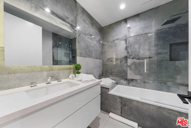 $26,950 | 1416 Comstock Avenue, Los Angeles, CA 90024