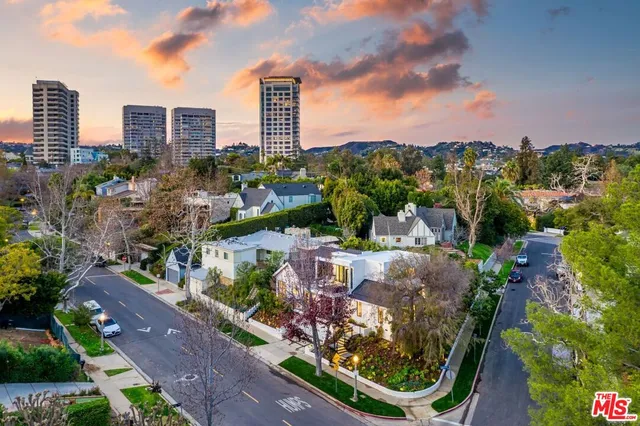 $26,950 | 1416 Comstock Avenue, Los Angeles, CA 90024