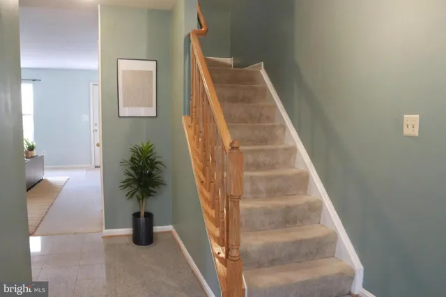 $3,200 | 22909 Benson Terrace, Sterling, VA 20166