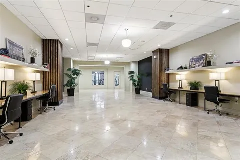 $114,900 | 1205 St Charles Avenue, Unit 604, New Orleans, LA 70130