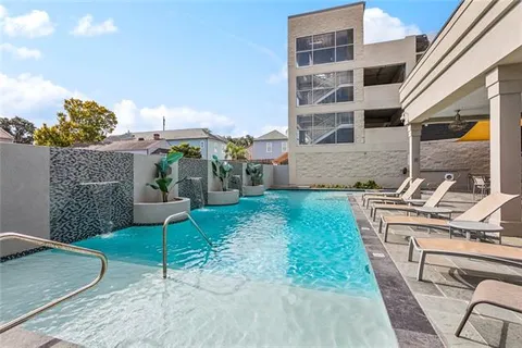 $114,900 | 1205 St Charles Avenue, Unit 604, New Orleans, LA 70130