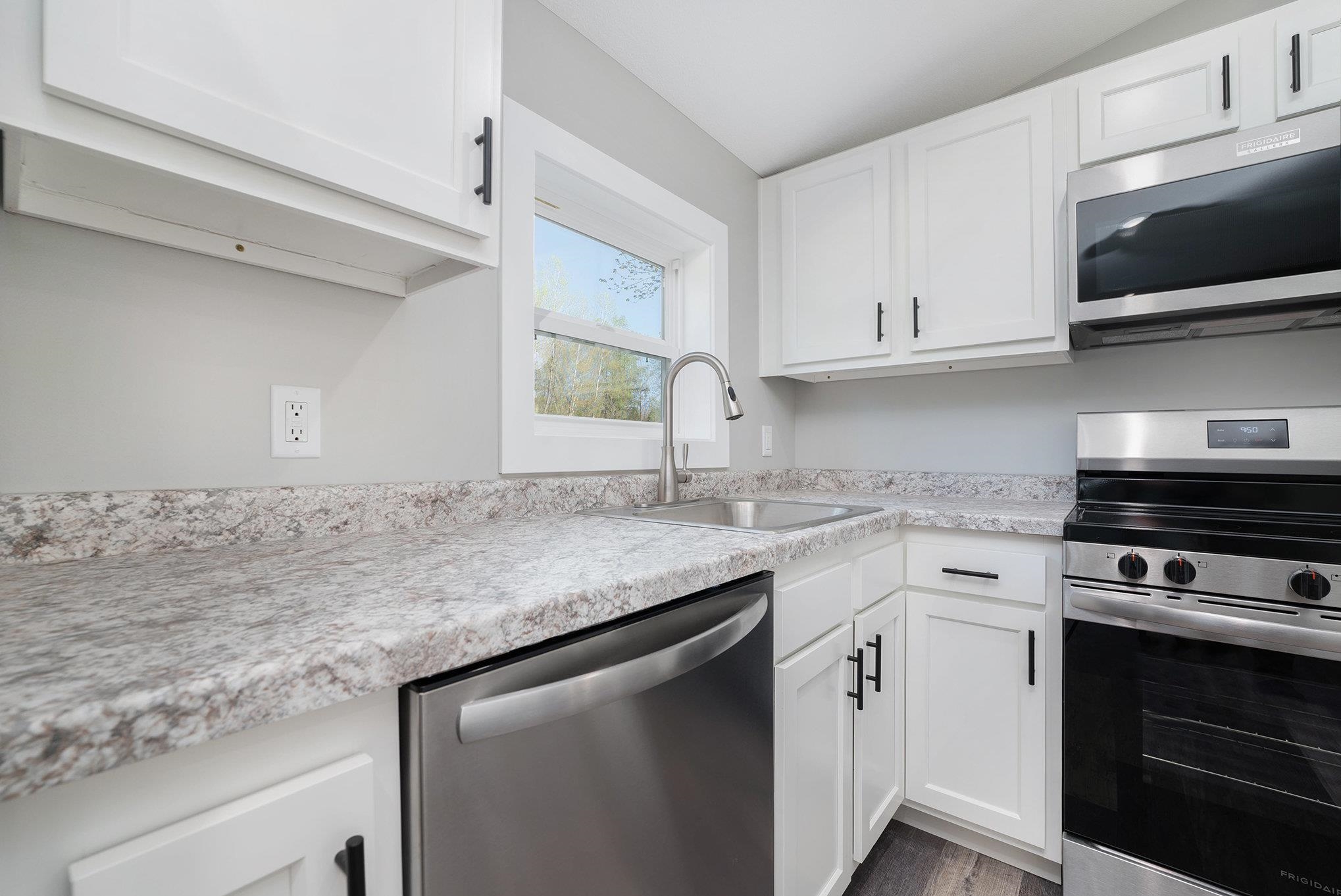 3218 South 41 Road Cadillac, MI 49601 - Photo 10 of 33