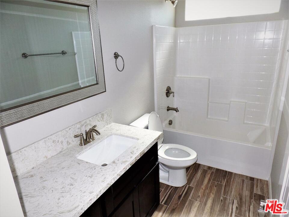 11109 Neola Road Apple Valley, CA 92308 - Photo 12 of 17 Gallery Image 12