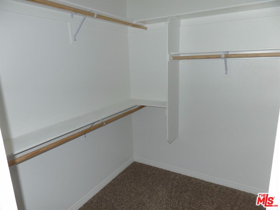 11109 Neola Road Apple Valley, CA 92308 - Photo 15 of 17 Gallery Image 15