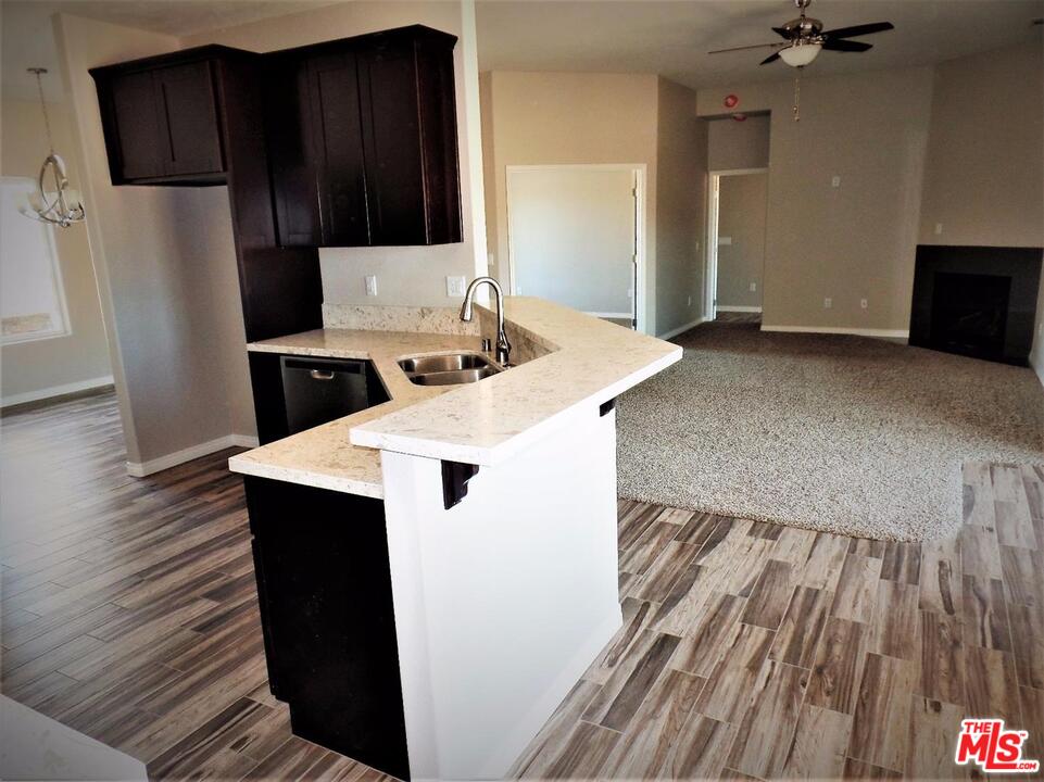 11109 Neola Road Apple Valley, CA 92308 - Photo 4 of 17 Gallery Image 4