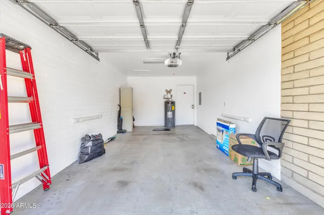 a view of an outdoor space