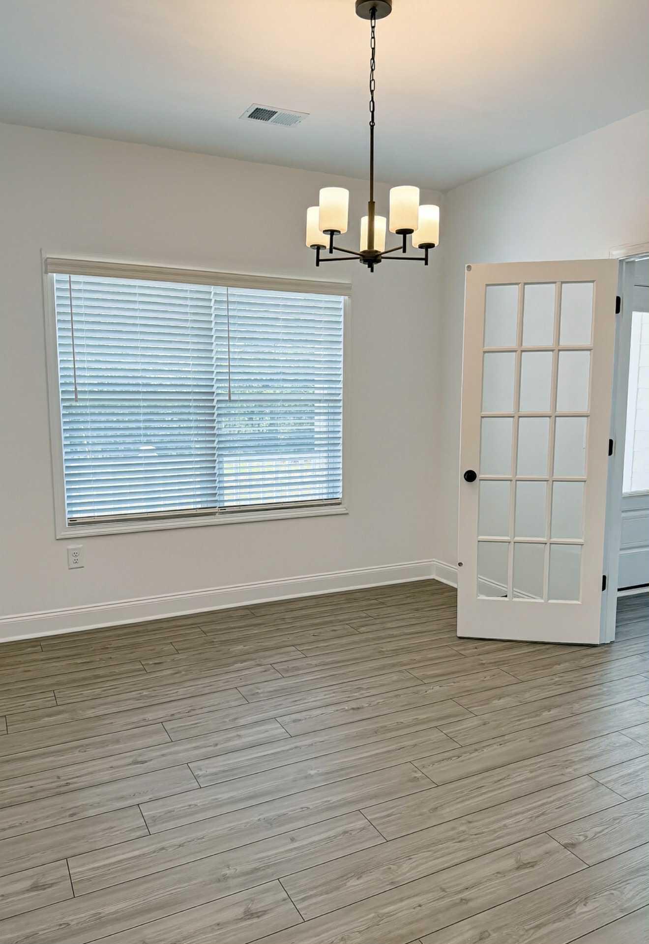 320 Henry Stabler Road Swansea, SC 29160 - Photo 5 of 19 89407c9d-4154-48d5-9ca8-06f8dd37338b