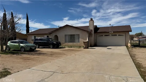 $399,900 | 11890 Jacaranda Avenue, Hesperia, CA 92345