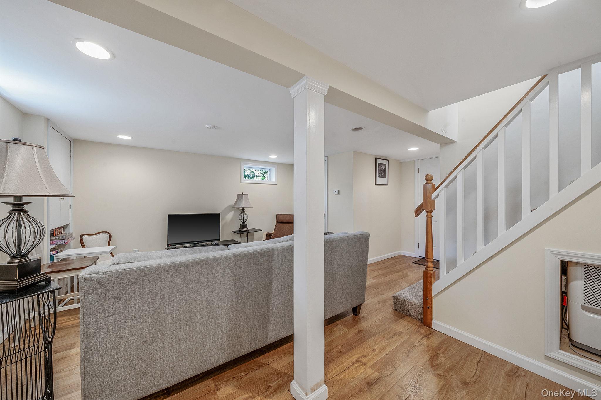 24 Locust Road Wading River, NY 11792 - Photo 23 of 36