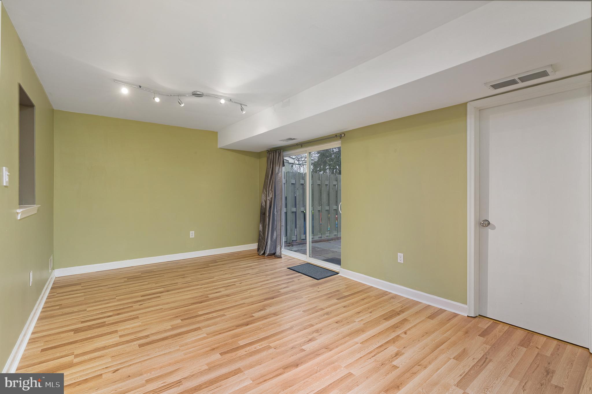 121 Stonegate Road Quakertown, PA 18951 - Photo 15 of 26 Dining Area and Family Room