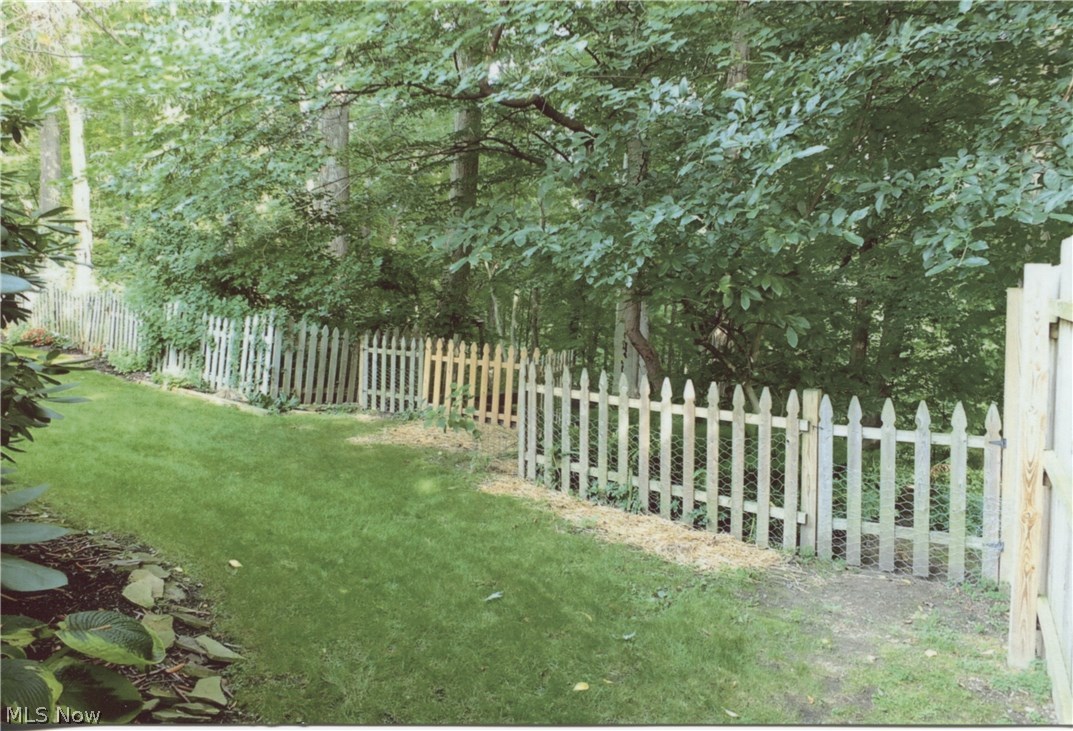 419 Mowbray Road Akron, OH 44333 - Photo 29 of 35 This home offers access to your own private part of Sand Run Park.
