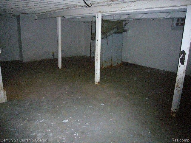 12444 Riad Street Detroit, MI 48224 - Photo 11 of 14 extras 014