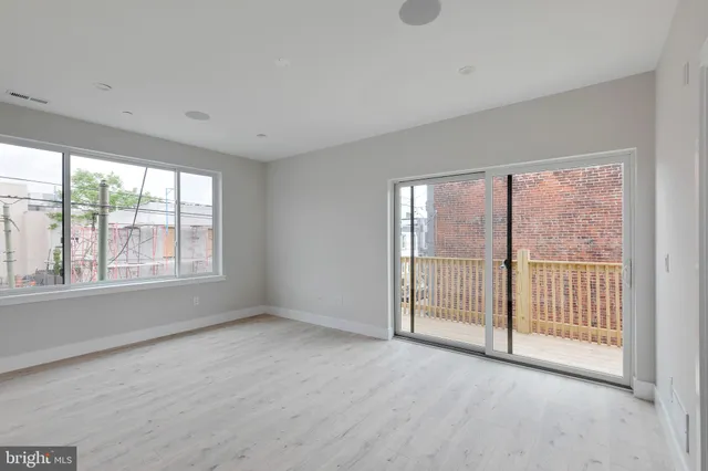 $2,100 | 1601 South 22nd Street, Unit 2, Philadelphia, PA 19145