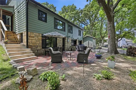 $379,000 | 6311 Sherwood Lane, Merriam, KS 66203