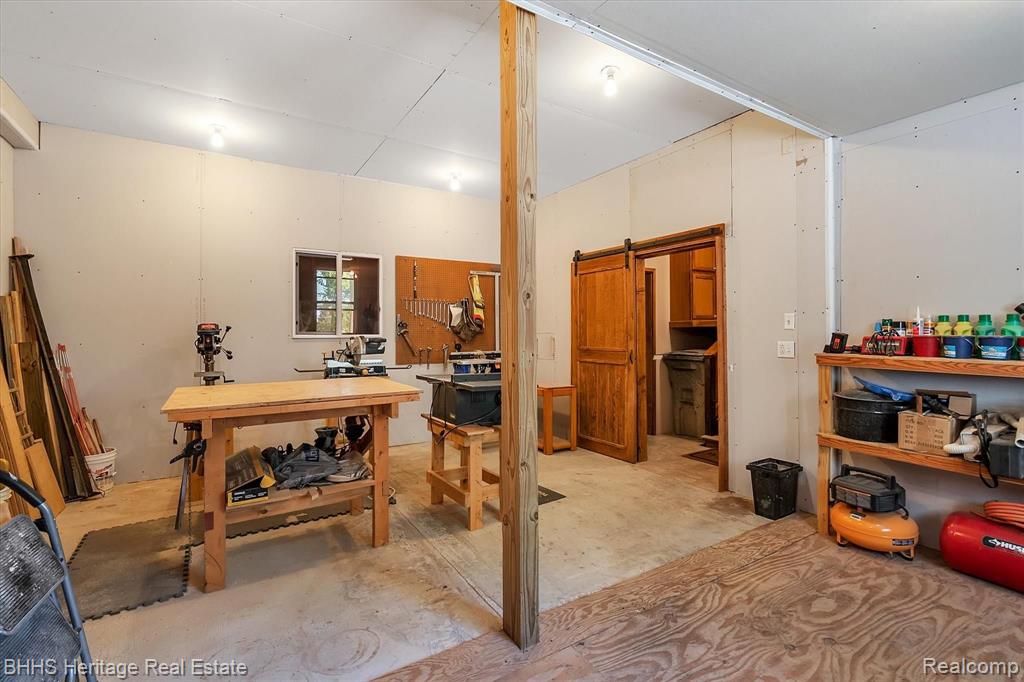 2682 East Maple Road Milford, MI 48381 - Photo 41 of 58 Gallery Image 41