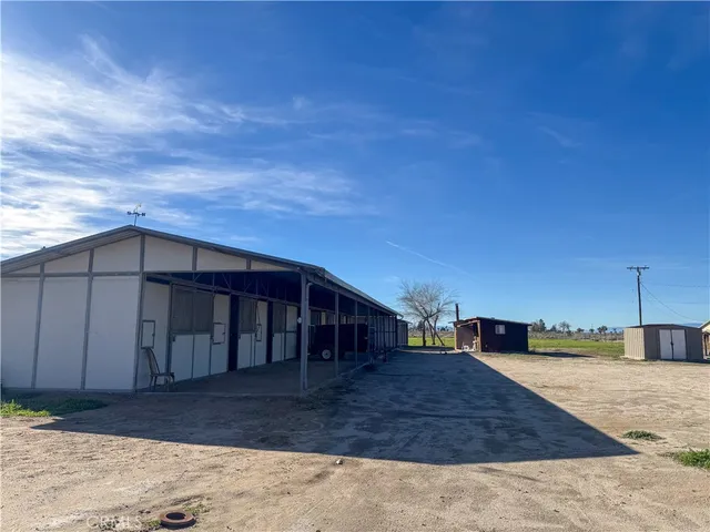 $3,500 | 44665 95th Street East, Lancaster, CA 93535