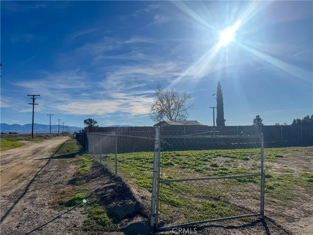 $3,500 | 44665 95th Street East, Lancaster, CA 93535