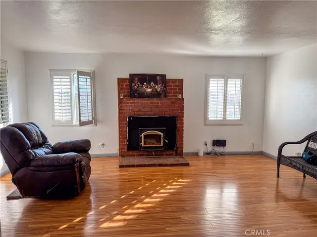 $3,500 | 44665 95th Street East, Lancaster, CA 93535