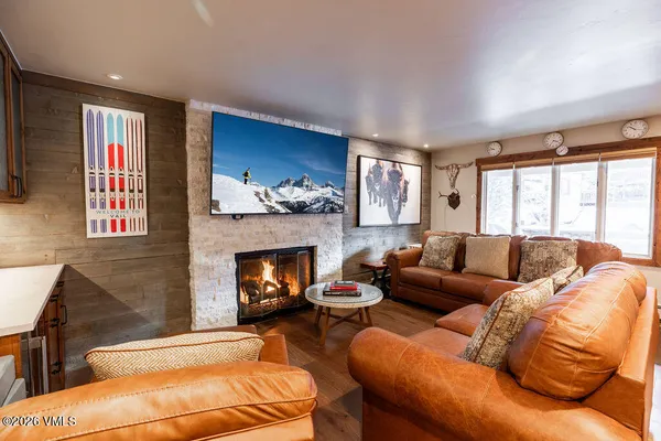 $3,395,000 | 433 Gore Creek Drive, Unit 13A, Vail, CO 81657