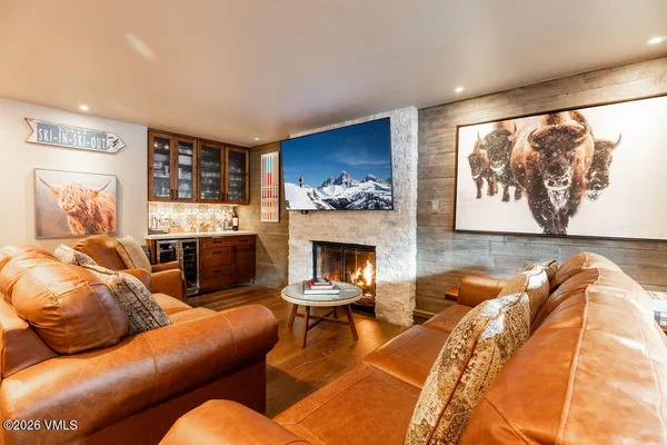 $3,395,000 | 433 Gore Creek Drive, Unit 13A, Vail, CO 81657