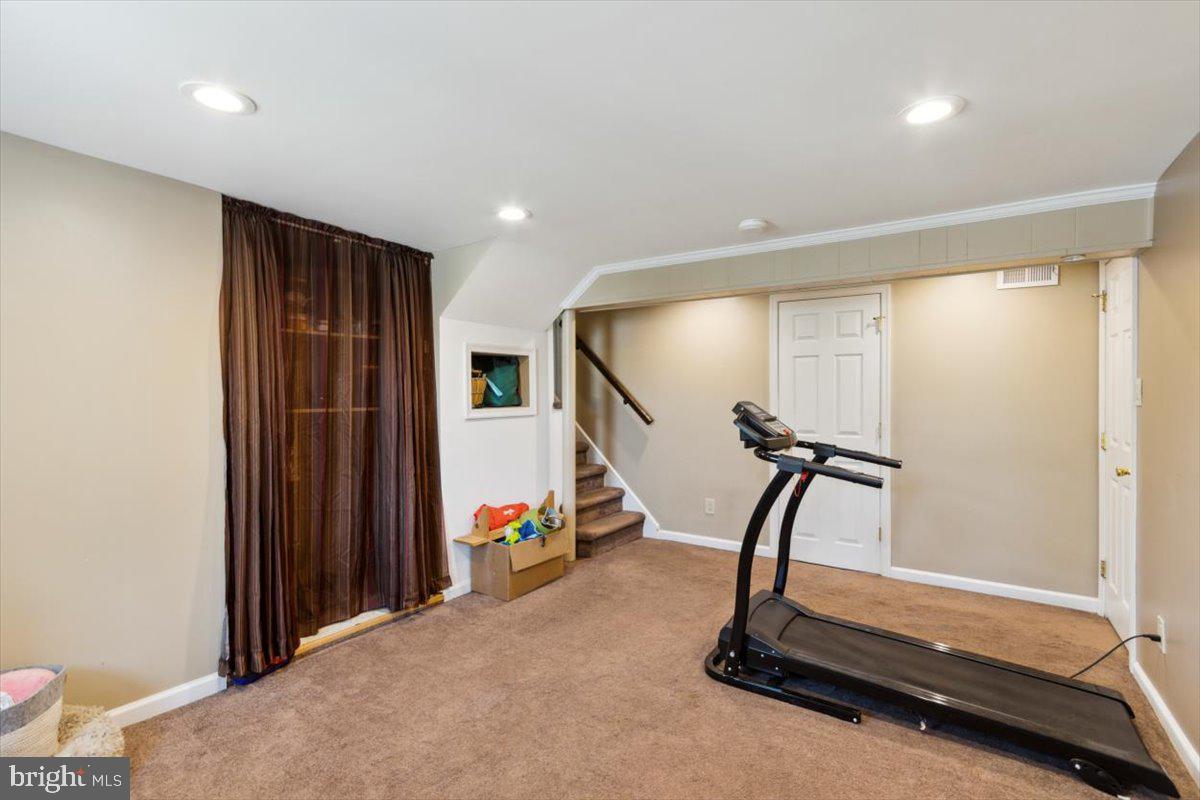 2235 East Helms Manor Boothwyn, PA 19061 - Photo 23 of 25