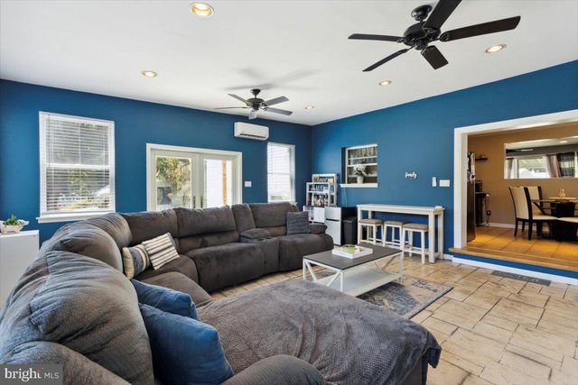 $350,000 | 2235 East Helms Manor, Boothwyn, PA 19061