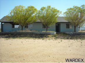 3582 San Pedro Road Golden Valley, AZ 86413 - Photo 1 of 10 Primary Photo