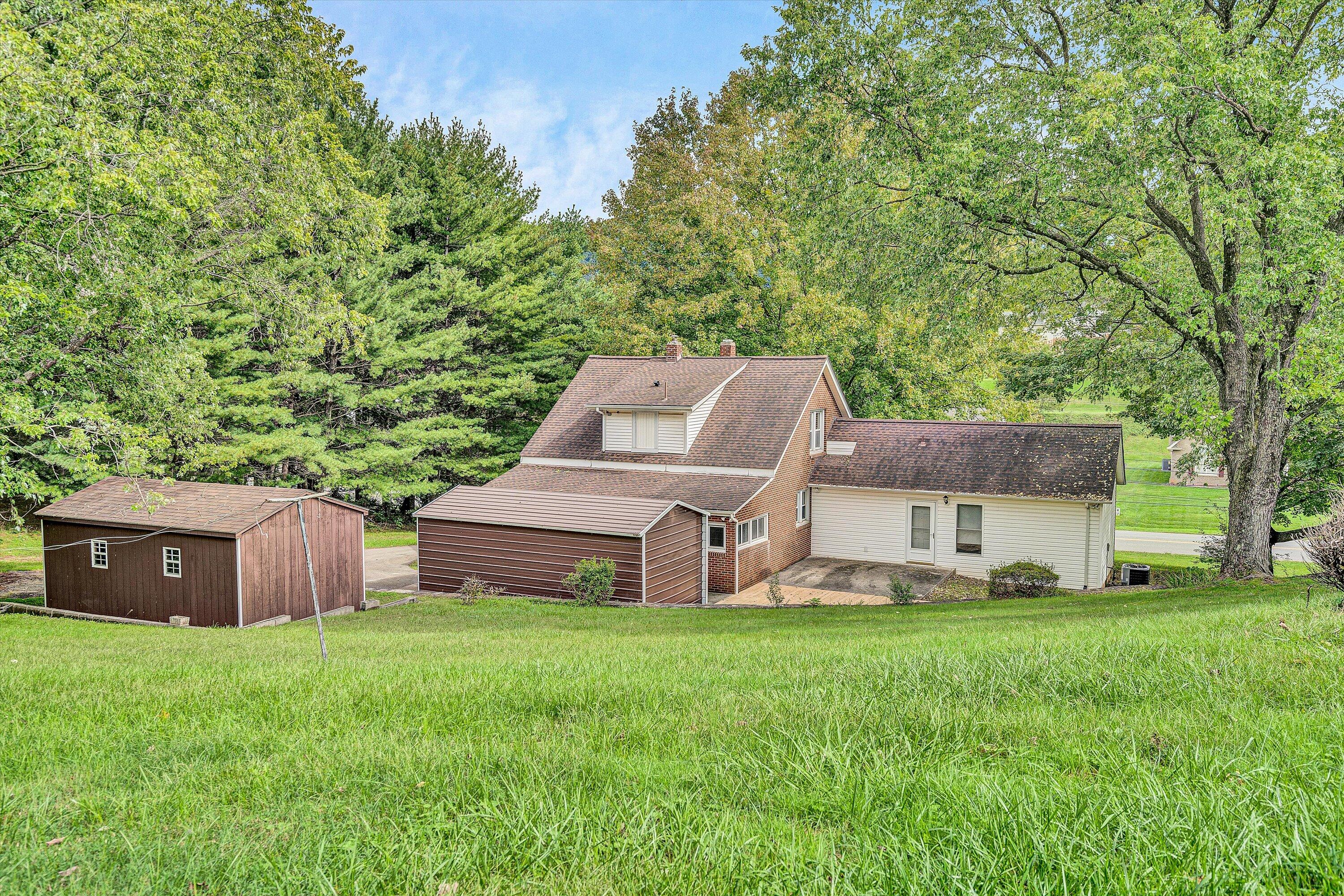 4452 Bonsack Road Northeast Roanoke, VA 24012 - Photo 30 of 32 31-DSC05635