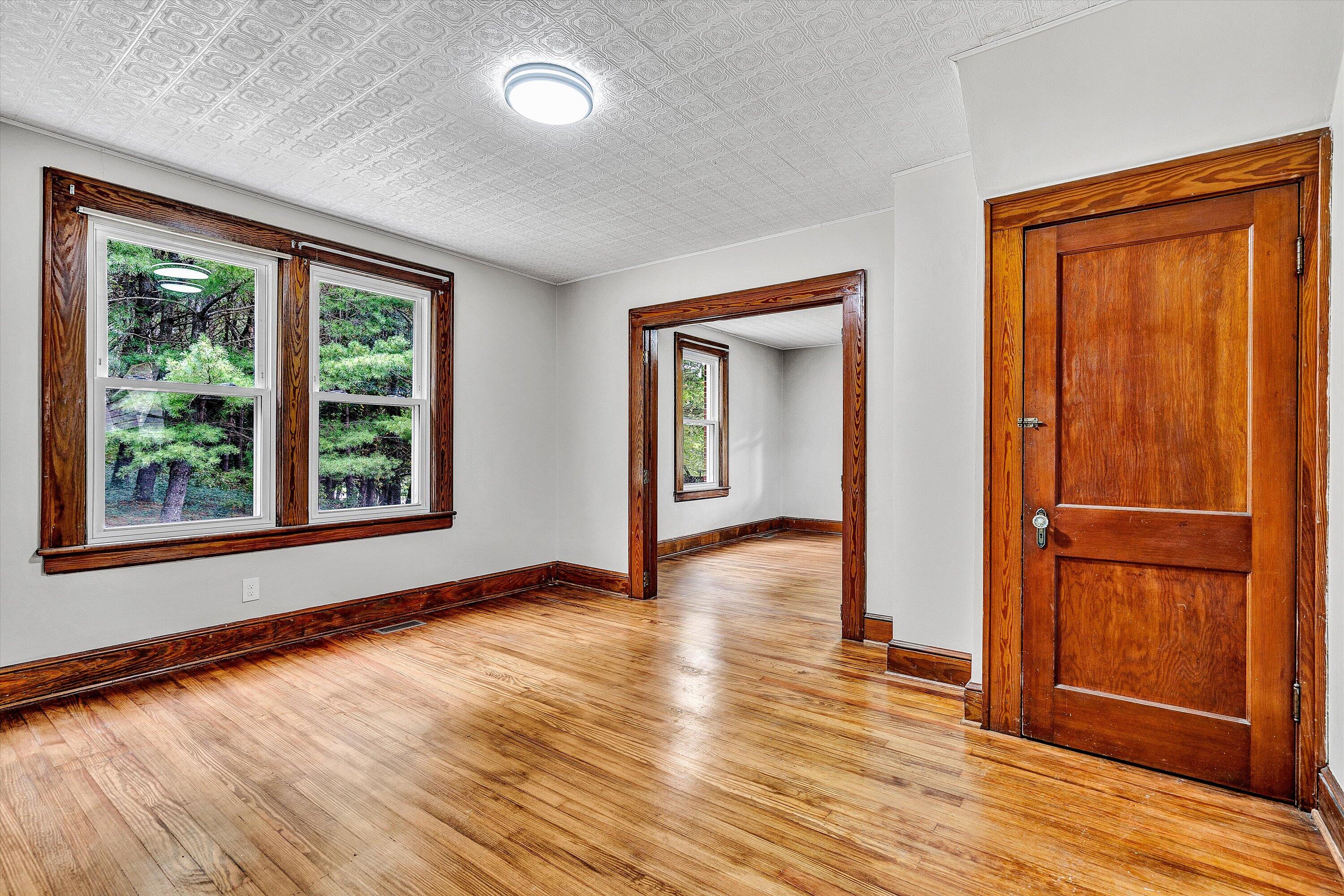 4452 Bonsack Road Northeast Roanoke, VA 24012 - Photo 7 of 32 07-DSC05653