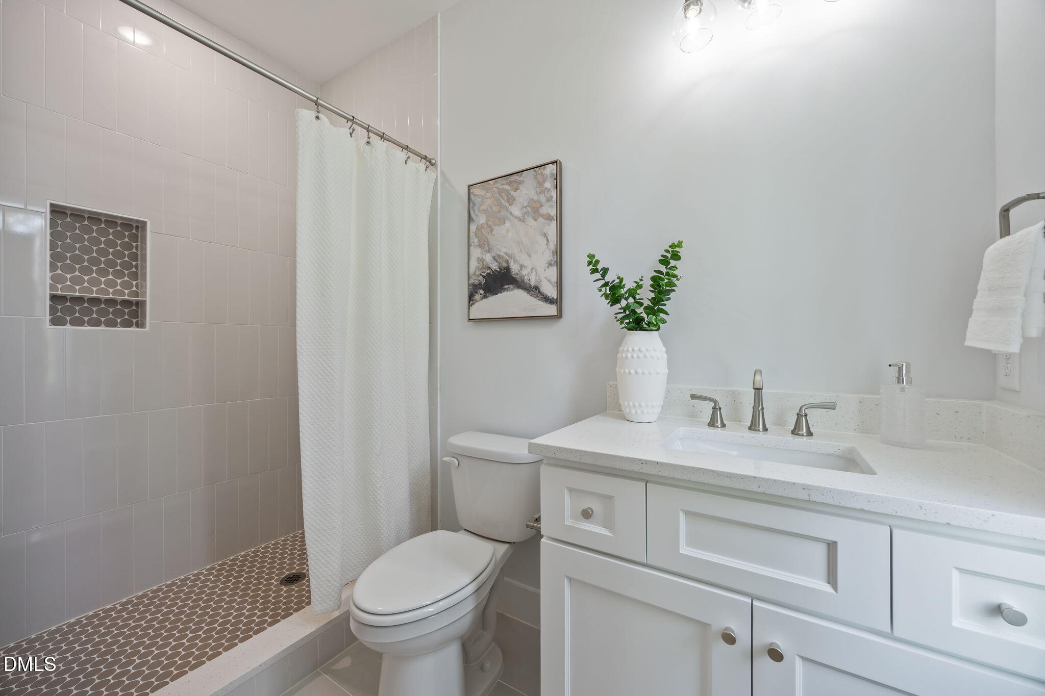 515 Spruce Street, Unit B Durham, NC 27703 - Photo 17 of 34 29-web-or-mls-IMG_3814