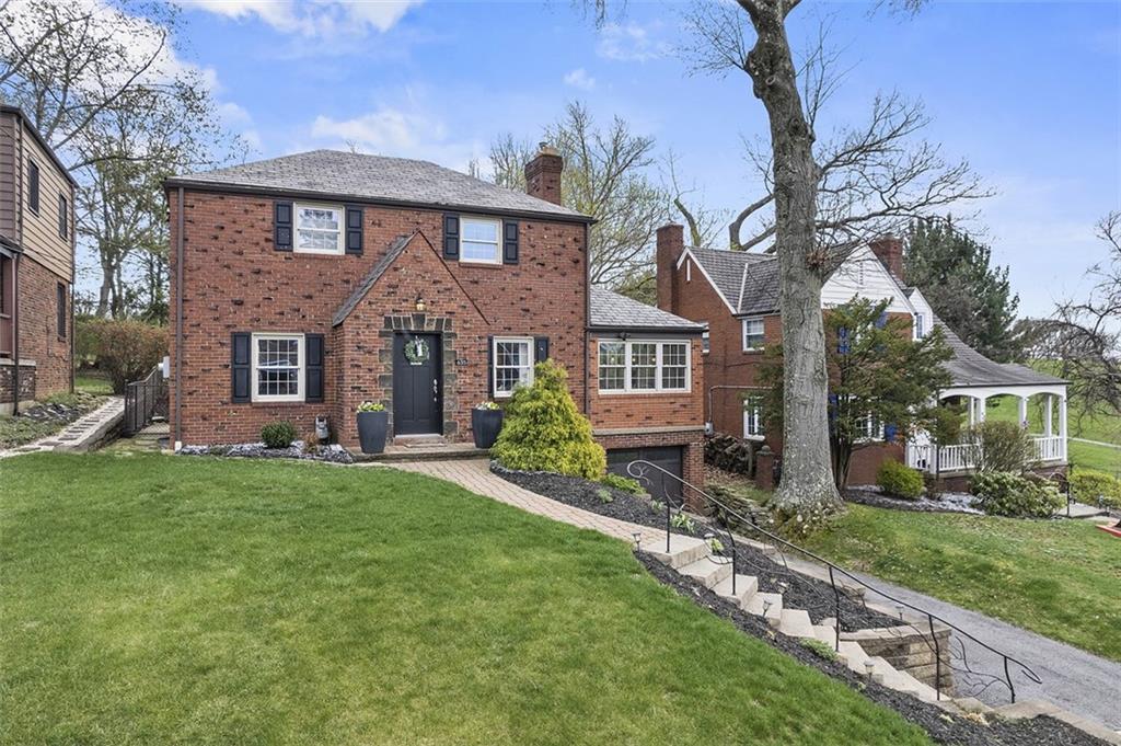 635 Rock Springs Road Pittsburgh, PA 15228 - Photo 2 of 45 Gallery Image 2