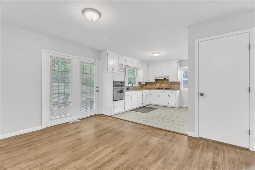 425 Maple Street Liberty, MO 64068 - Photo 7 of 14