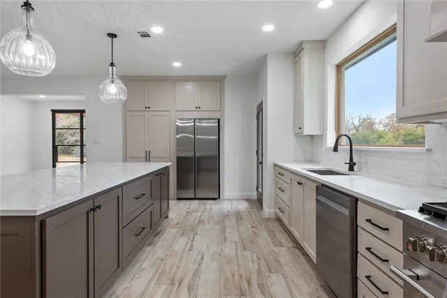 $911,500 | 10024 Lancaster Drive, Iola, TX 77861