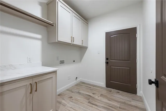 $911,500 | 10024 Lancaster Drive, Iola, TX 77861